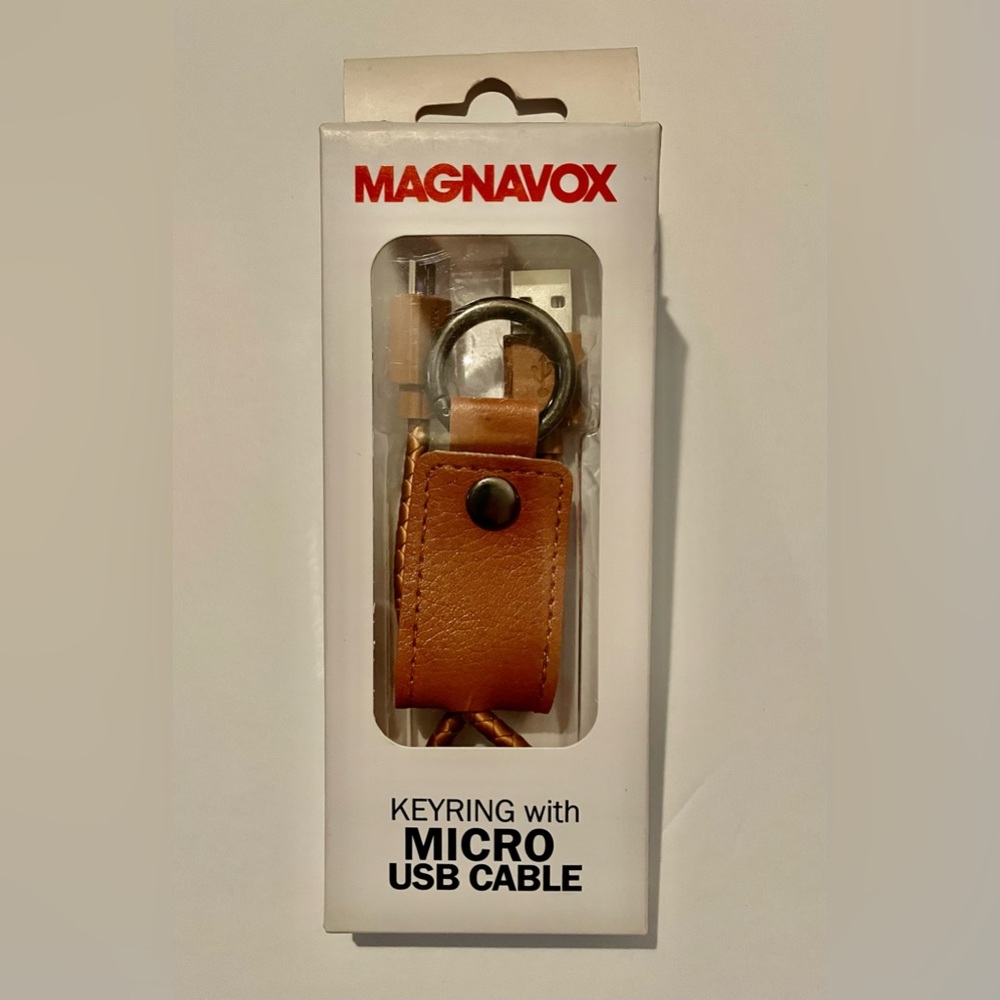 ❌Must Bundle❌🔌 Charger/USB Keychain NWT -Brown - Picture 2 of 6